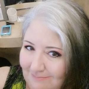 Meet your Posher, Cecie